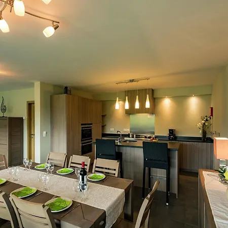 Holiday home Le Jade Bomal